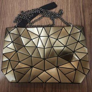 Gold Geometric Illuminous Purse